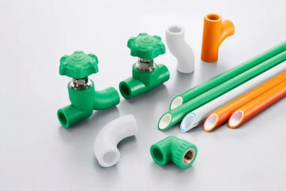 水管日豐好還是保利好？2點對比不分伯仲，不妨用它做選擇！