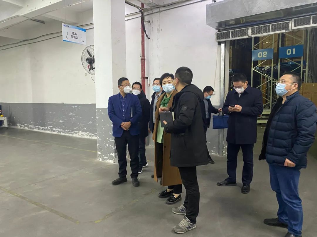 松江區副區長及政府眾領導蒞臨龍勝走訪調研 松江區副區長及政府眾領導蒞臨龍勝走訪調研