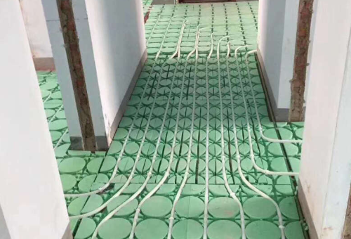 暖氣只關(guān)回水閥會(huì)爆炸嗎？使用地暖要注意哪些情況？