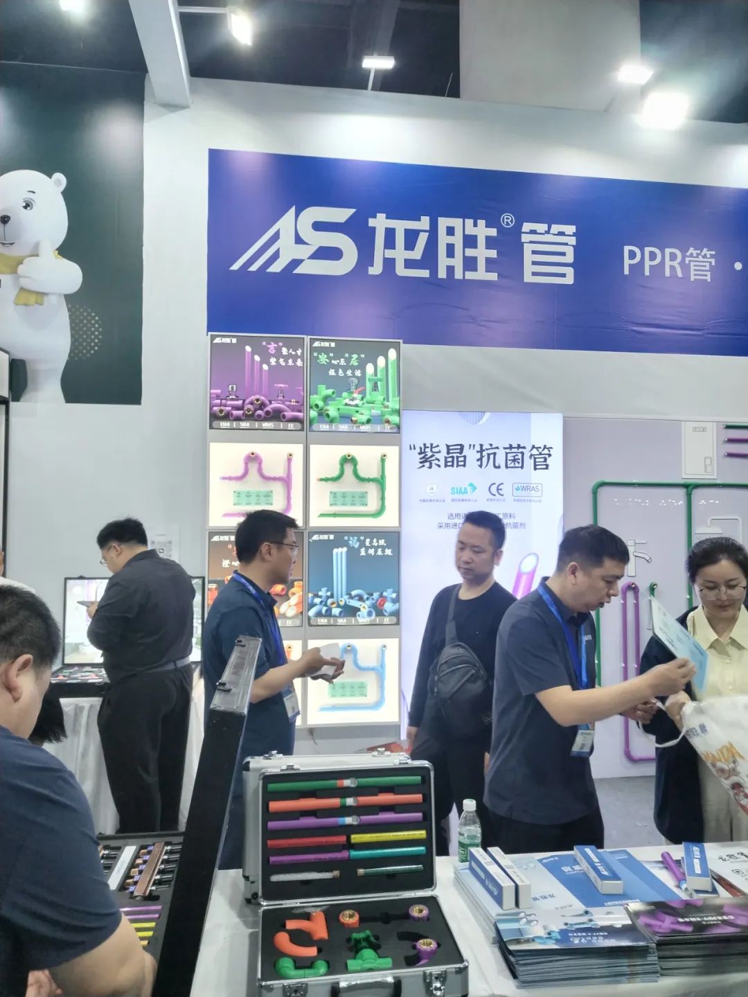 龍勝管2025成都建博會:用科技重塑健康,以藝術定義未來 龍勝管2025成都建博會:用科技重塑健康,以藝術定義未來